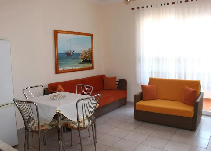 Amal Appartamento Vlorë